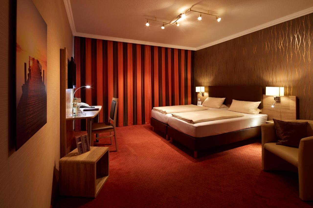 Hotel Heide Residenz พาเดอร์บอร์น ภายนอก รูปภาพ