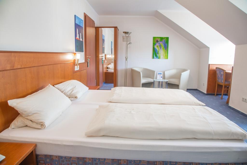 Hotel Heide Residenz พาเดอร์บอร์น ภายนอก รูปภาพ
