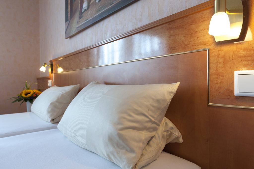 Hotel Heide Residenz พาเดอร์บอร์น ภายนอก รูปภาพ