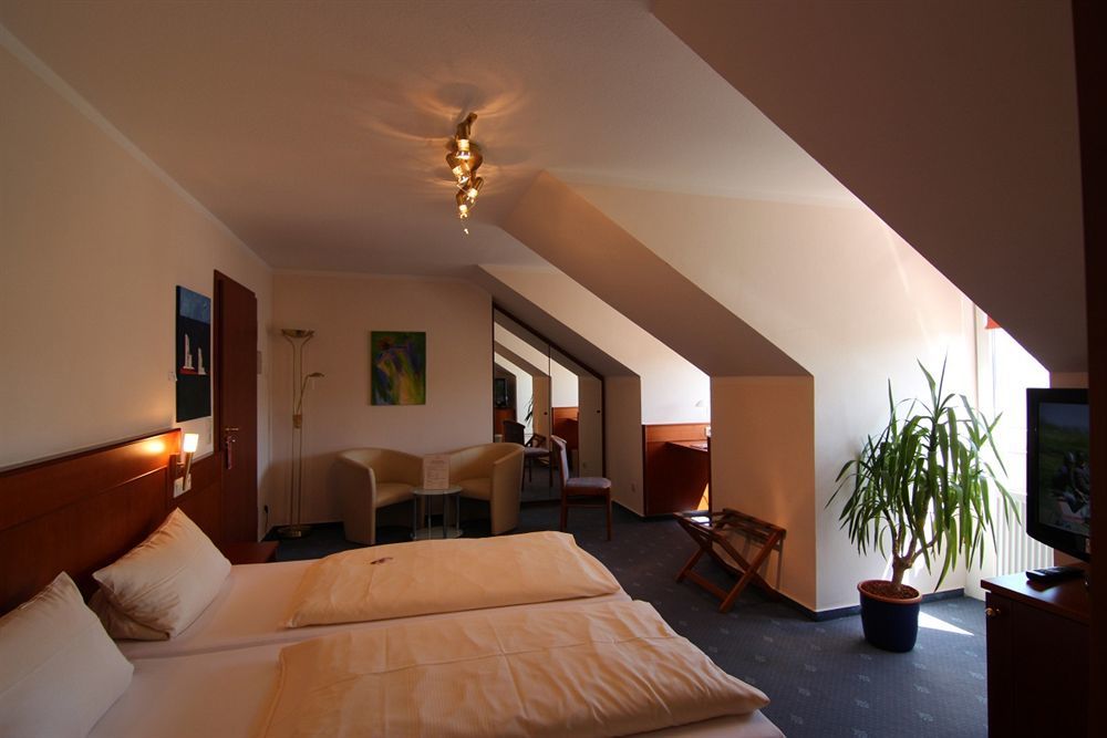 Hotel Heide Residenz พาเดอร์บอร์น ภายนอก รูปภาพ